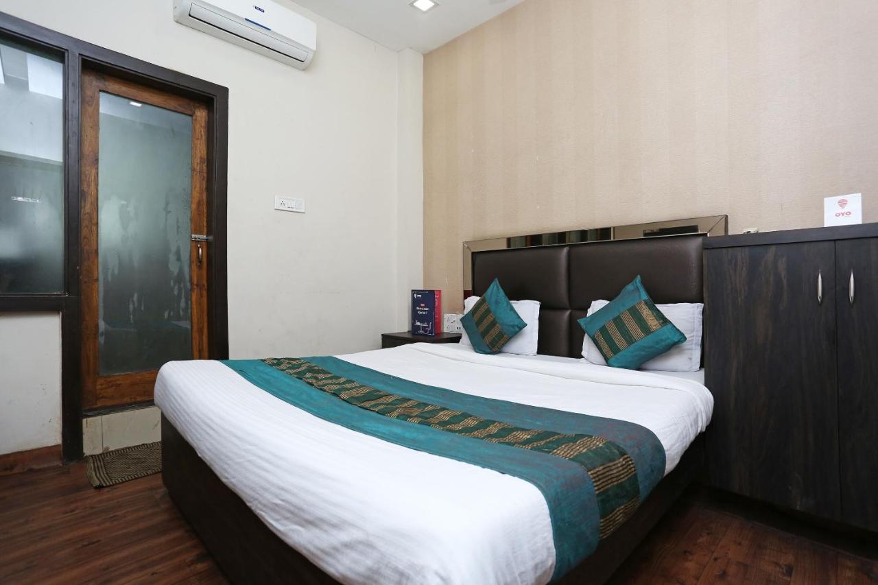 Oyo 6325 Hotel Kiran Rāipur Kültér fotó