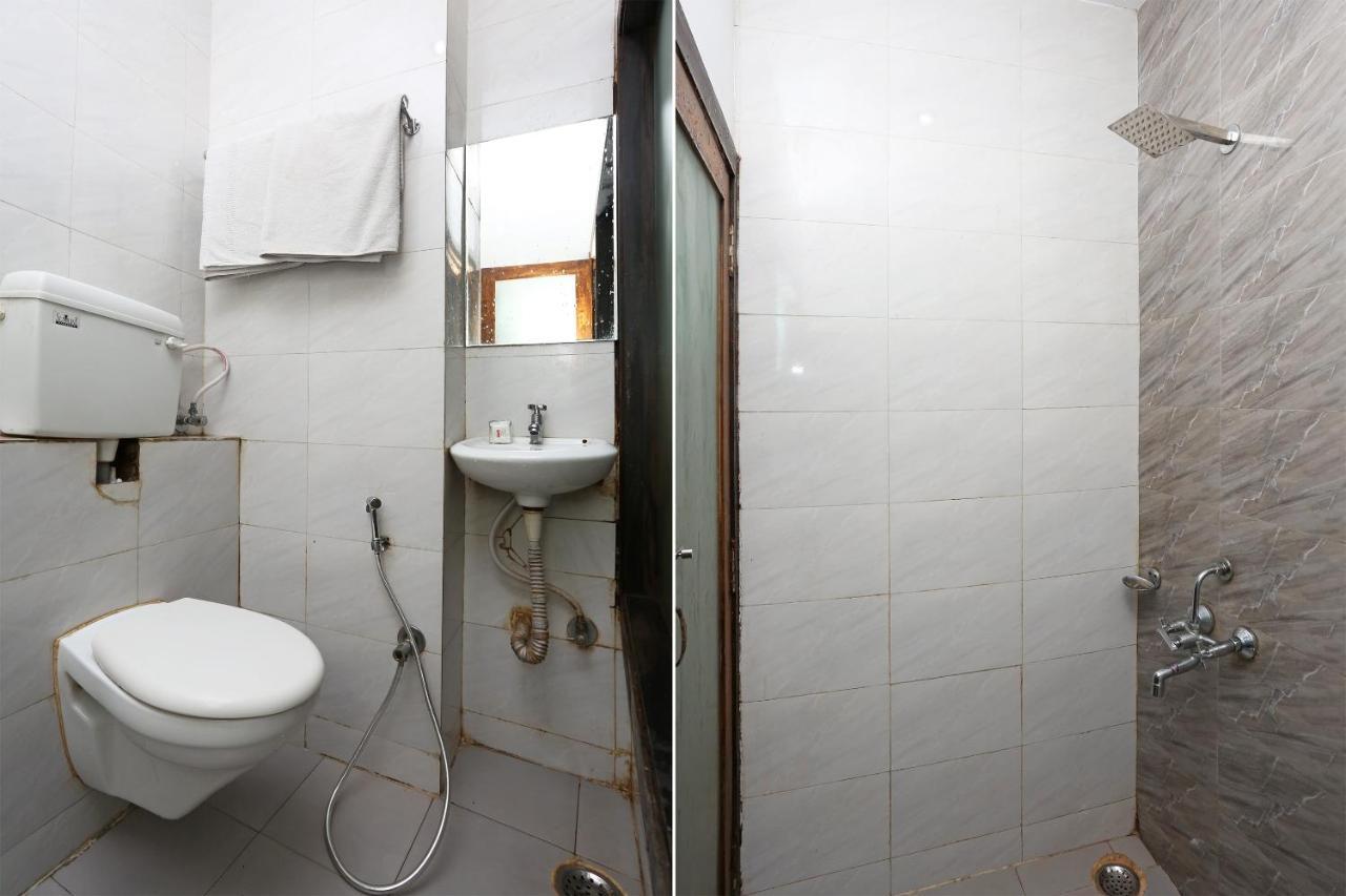 Oyo 6325 Hotel Kiran Rāipur Kültér fotó